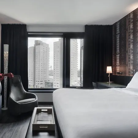 Mainport Rotterdam, A Hilton Affiliate Отель