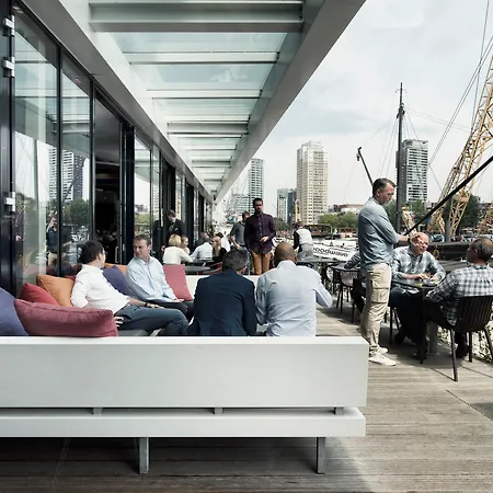 Отель Mainport Rotterdam, A Hilton Affiliate Роттердам