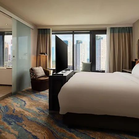 Mainport Rotterdam, A Hilton Affiliate Hotel 4*