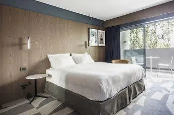 Отель Mainport Rotterdam, A Hilton Affiliate Роттердам